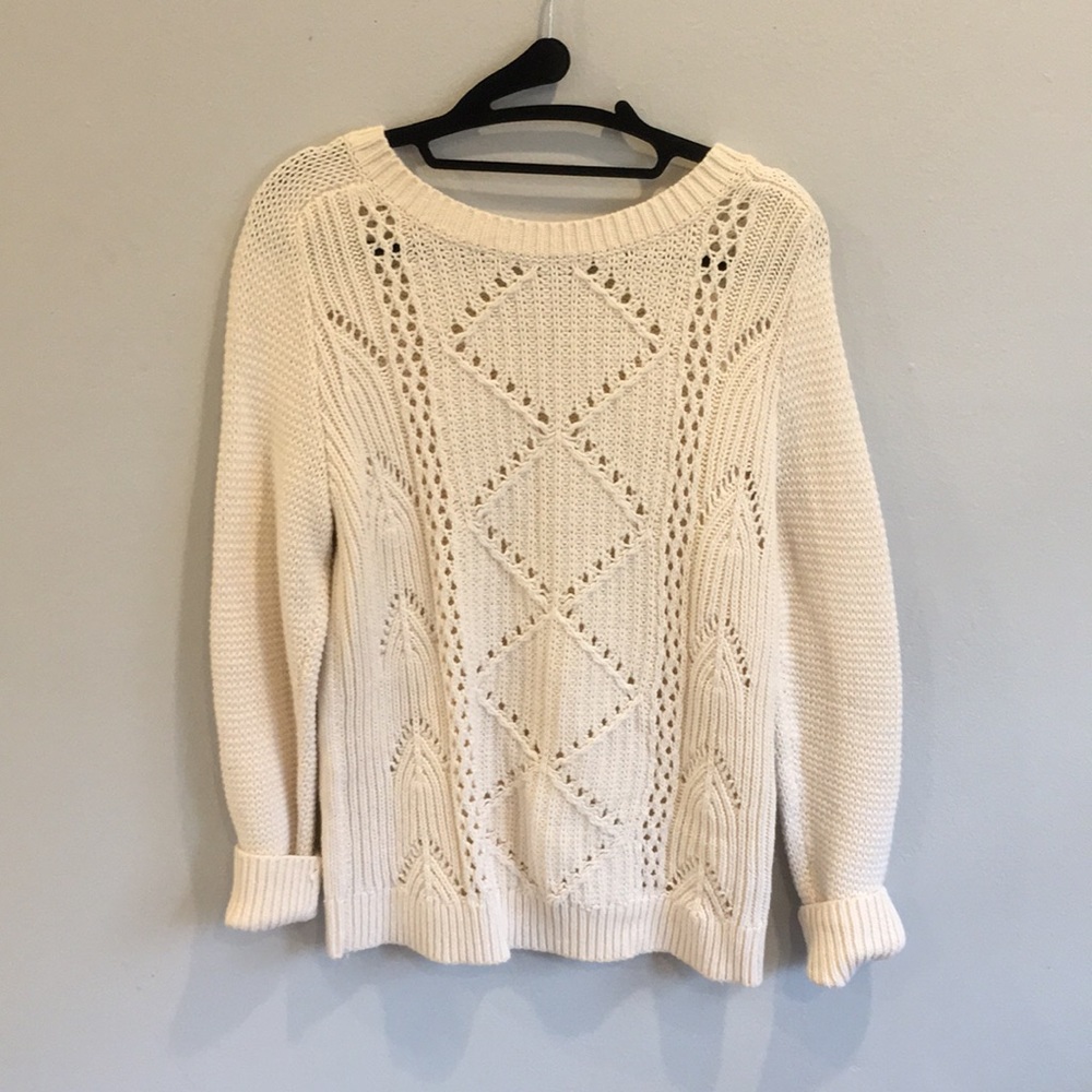 Old Navy Cream Sweater MUST GO